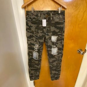 Camouflage Ripped Jeans